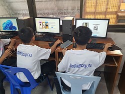 Photos of the event.